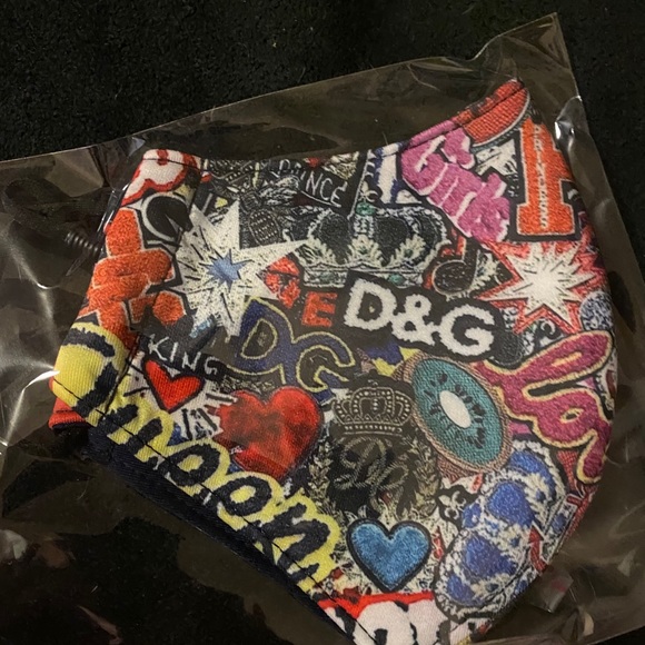 Masks - Picture 5 of 12